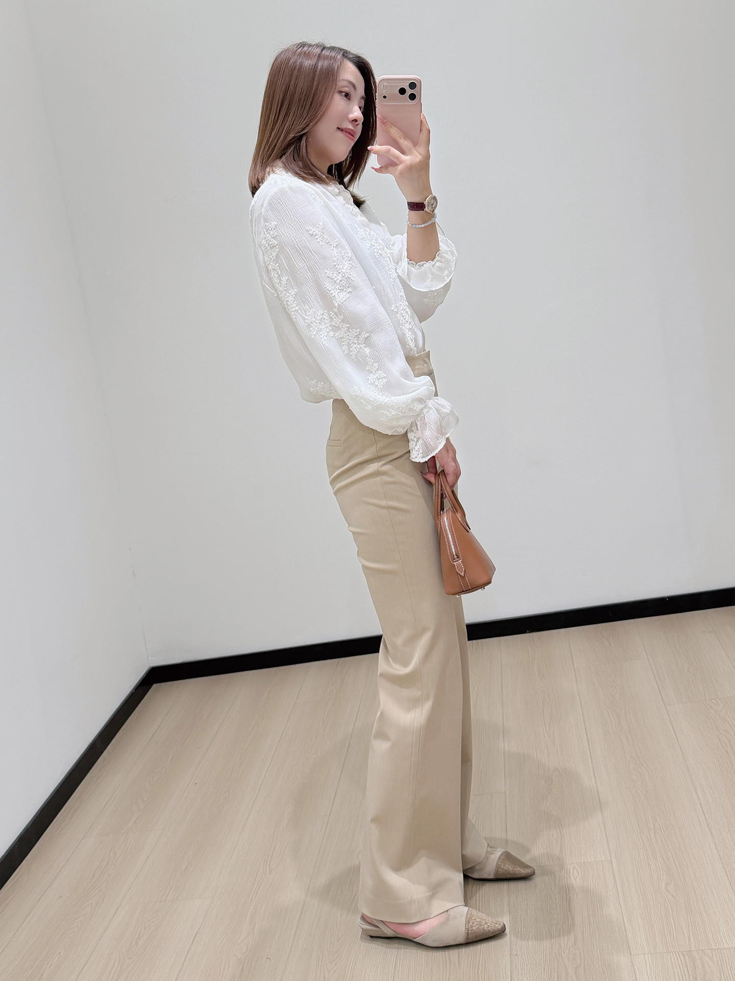 Romantic Elegant And Gentle He - Embroidery Youtube recension och pris
