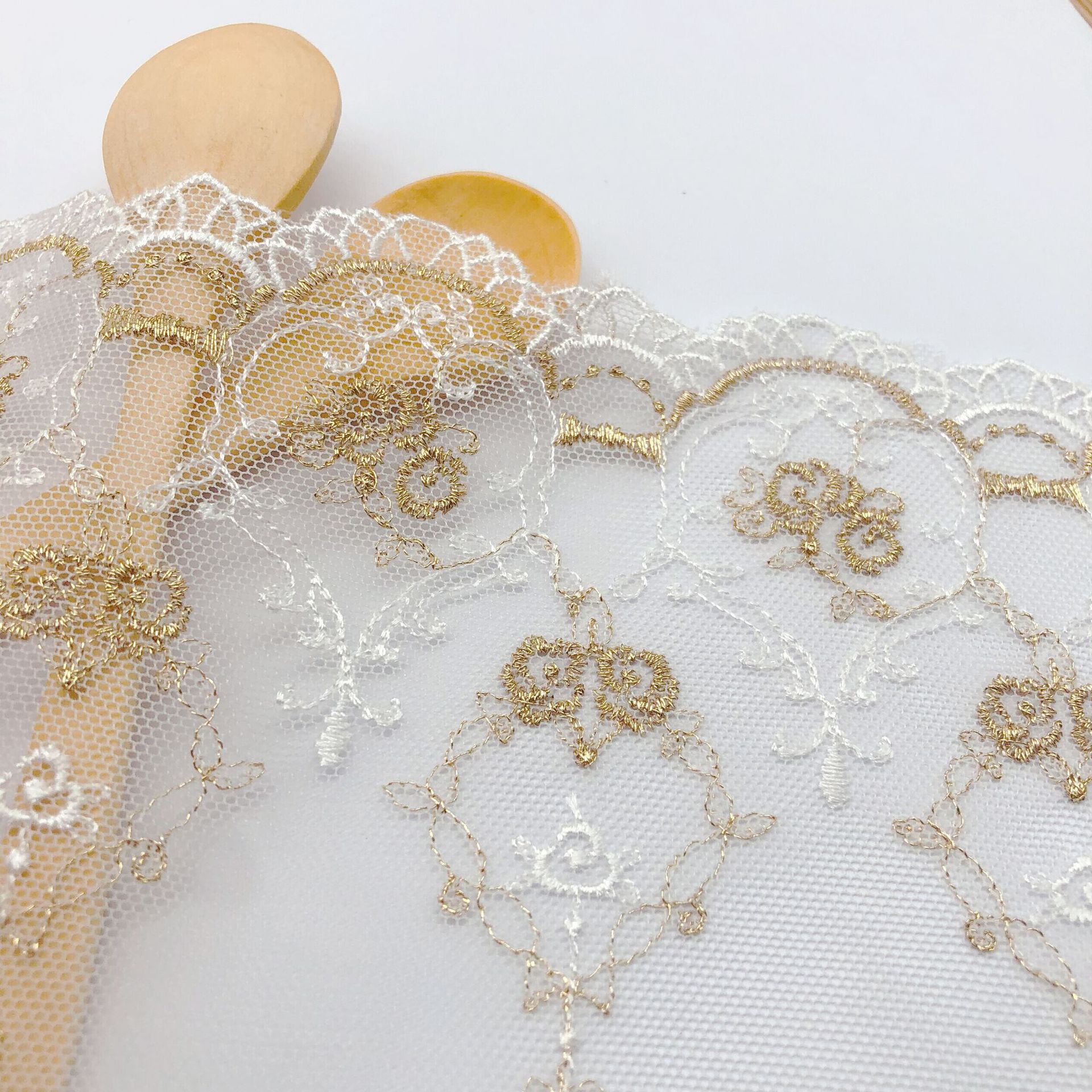 16.2CM Width Mesh Embroidery G - Embroidery Roses recension och pris