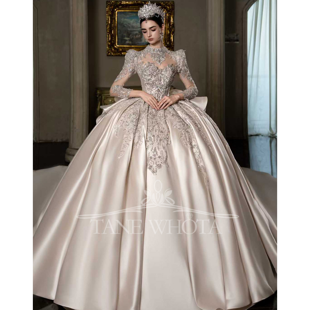 Luxury Rose Pink Sequined Ball - Embroidery Roses recension och pris