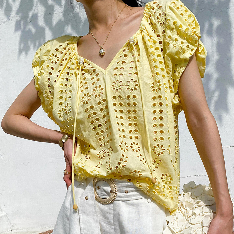 French Style Elegant Chic Blou - Embroidery Yellow recension och pris