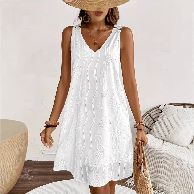 Women's White V Neck Eyelet Em - Embroidery Eyelet recension och pris