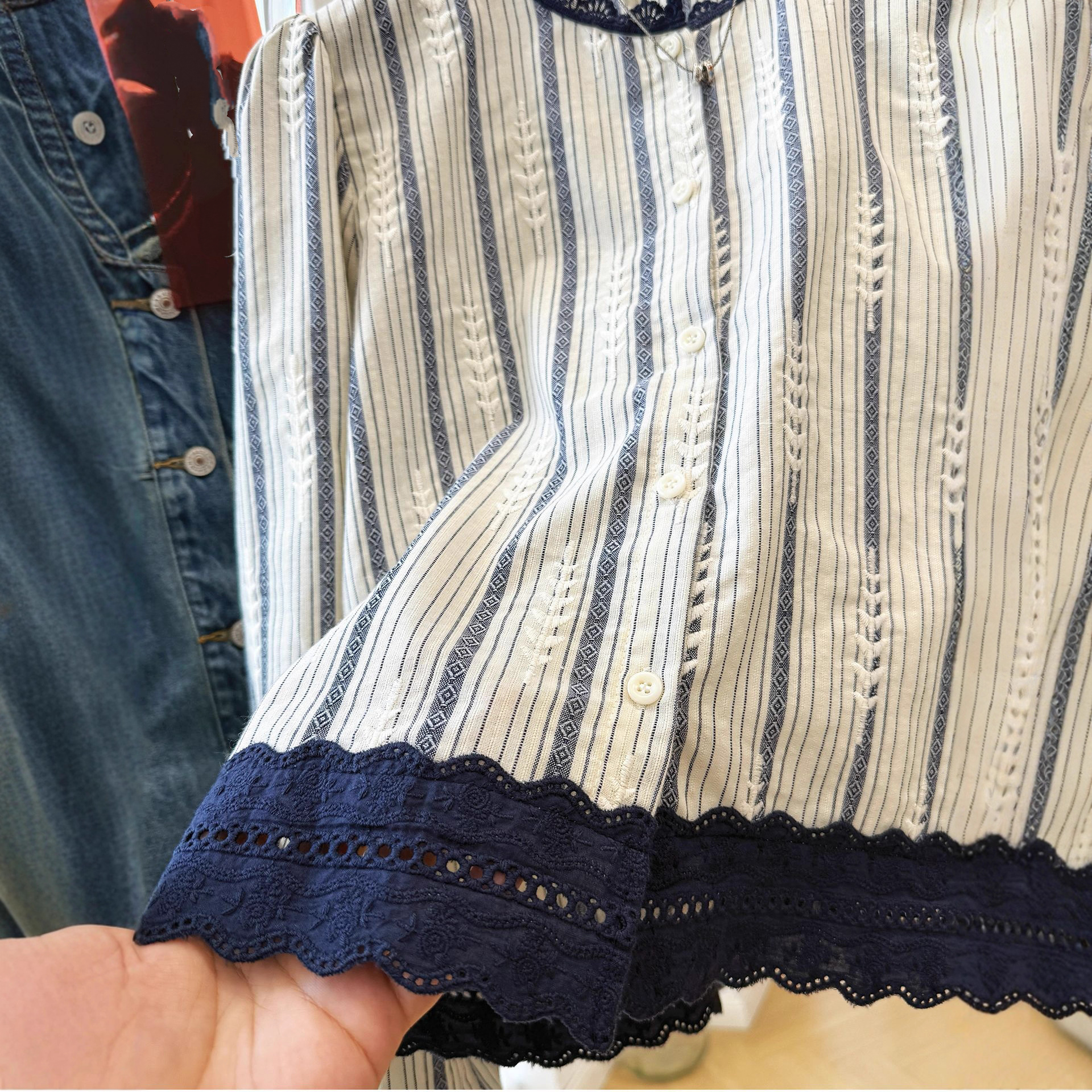 Women's Striped Lace Trim Blou - Embroidery Shirt recension och pris