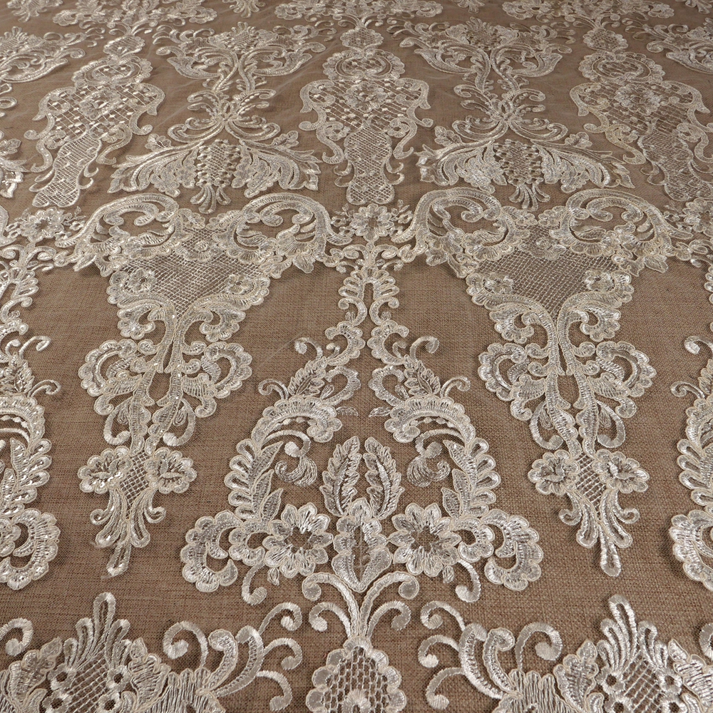 HelluyerDc ivory,black sequins - Embroidery Software recension och pris