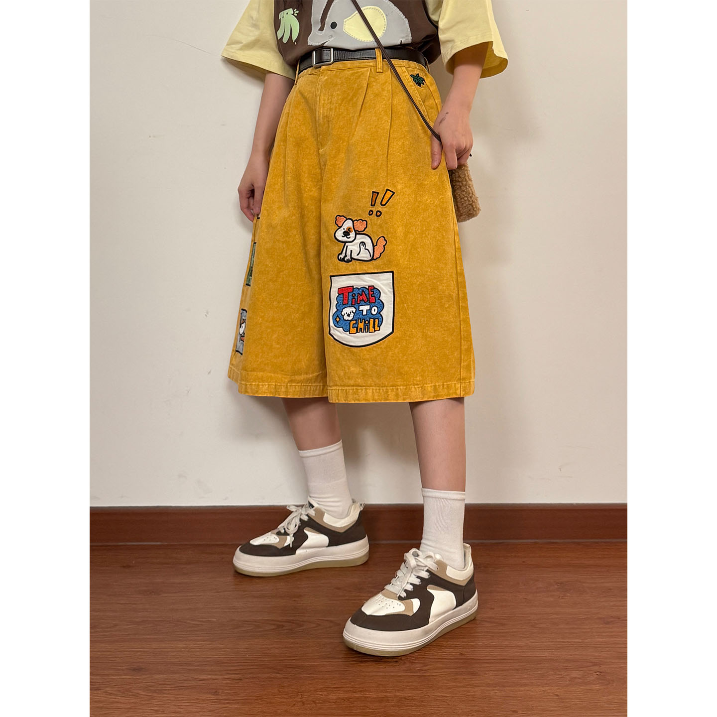 UATONLINE Summer American Cute - Embroidery Yellow recension och pris